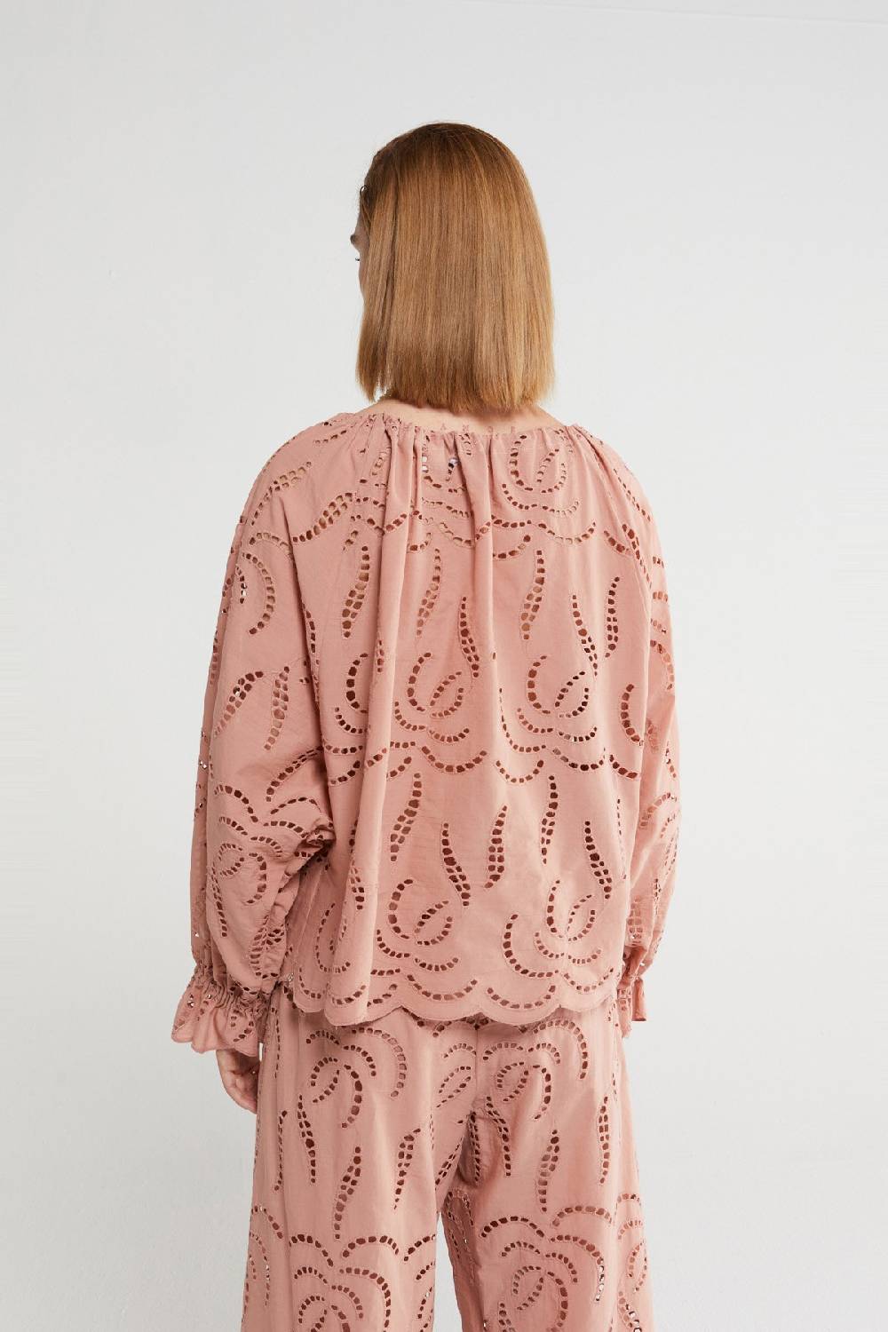 ottod'Ame Broderie anglaise shirt Offerta per la Festa della Mamma