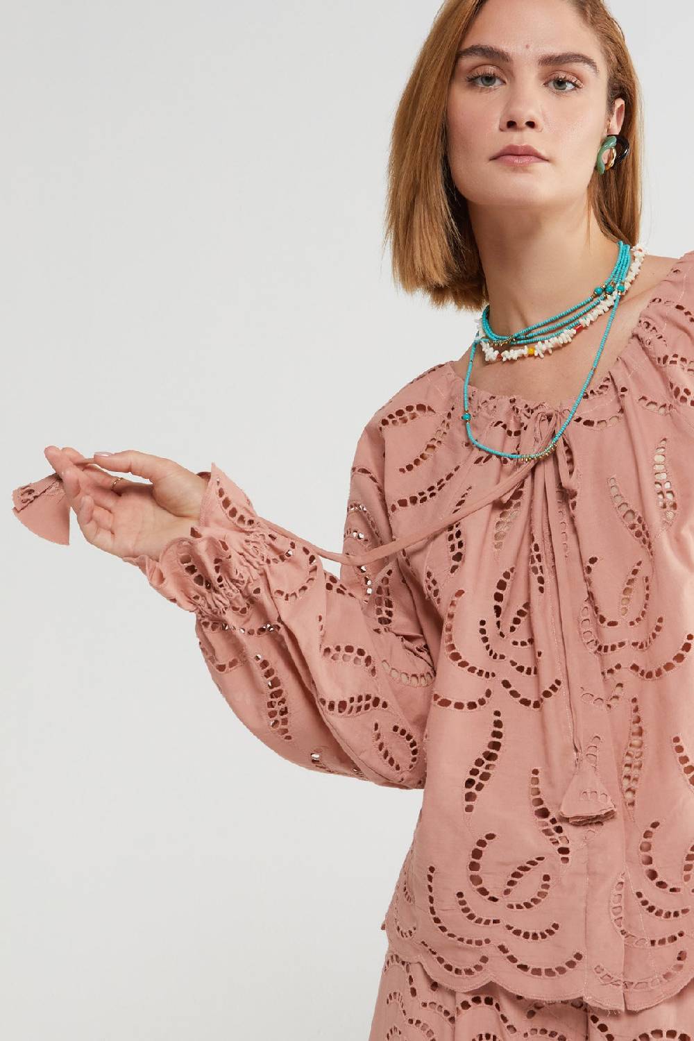 ottod'Ame Broderie anglaise shirt Offerta per la Festa della Mamma