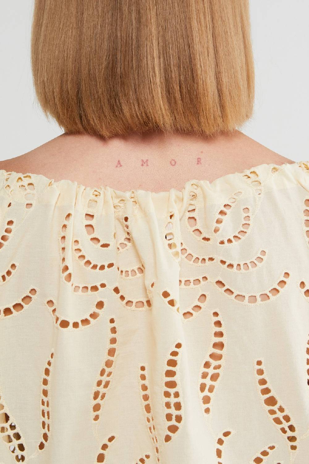 ottod'Ame Broderie anglaise shirt Offerta Anniversario