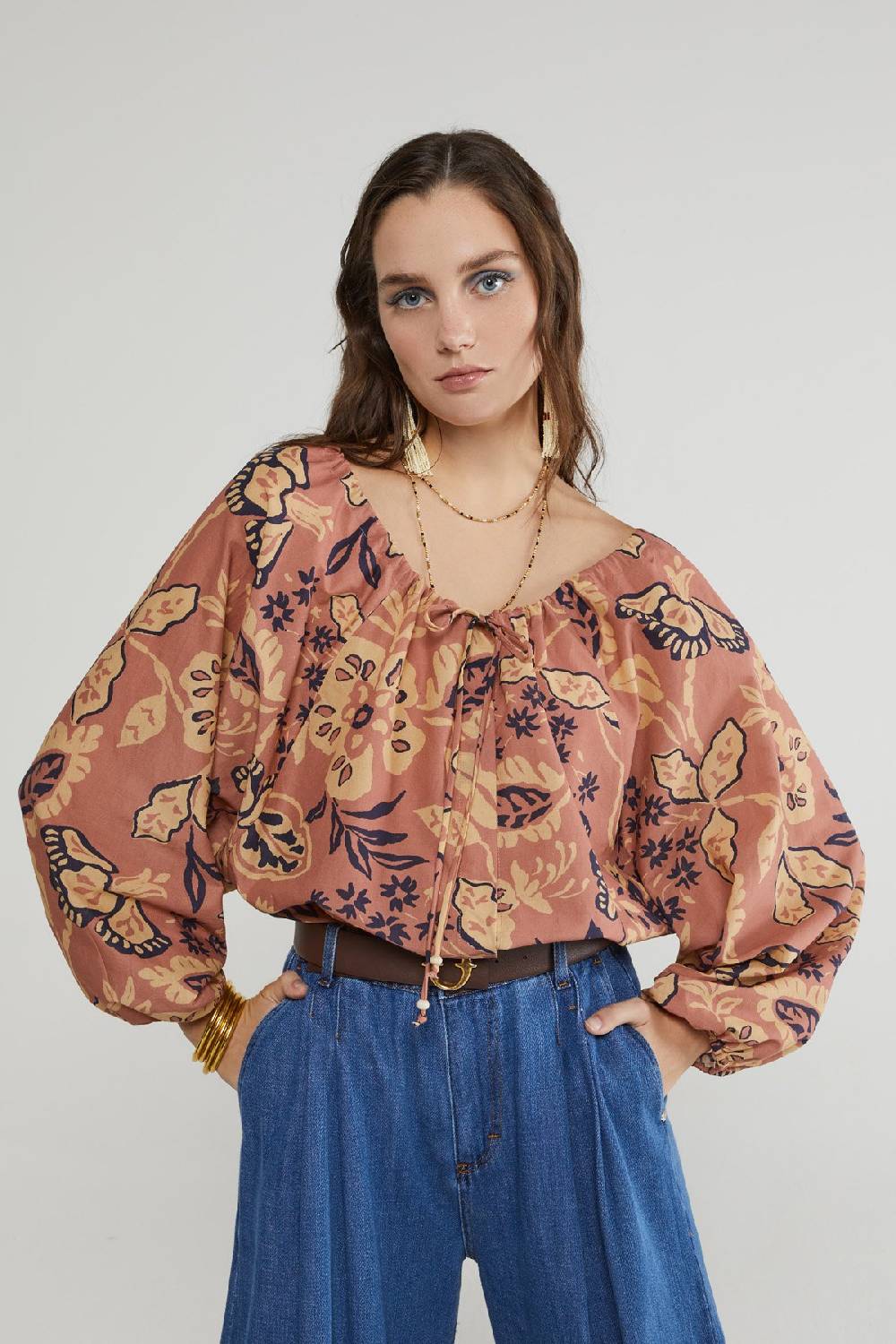 ottod'Ame Cotton shirt with balloon sleeves Comprane uno, ottenene uno gratis