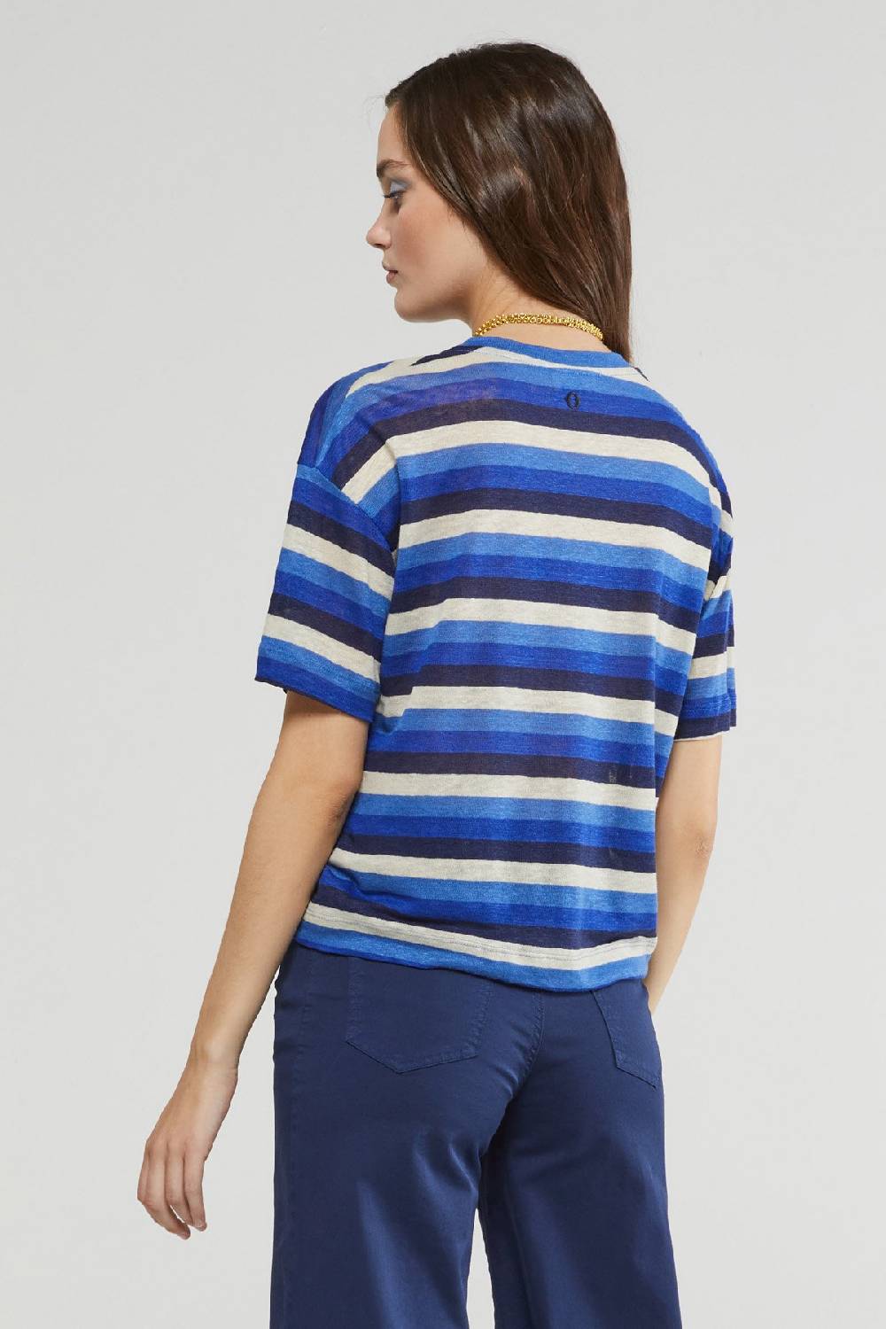 ottod'Ame Linen sweater with V neckline Grandi sconti