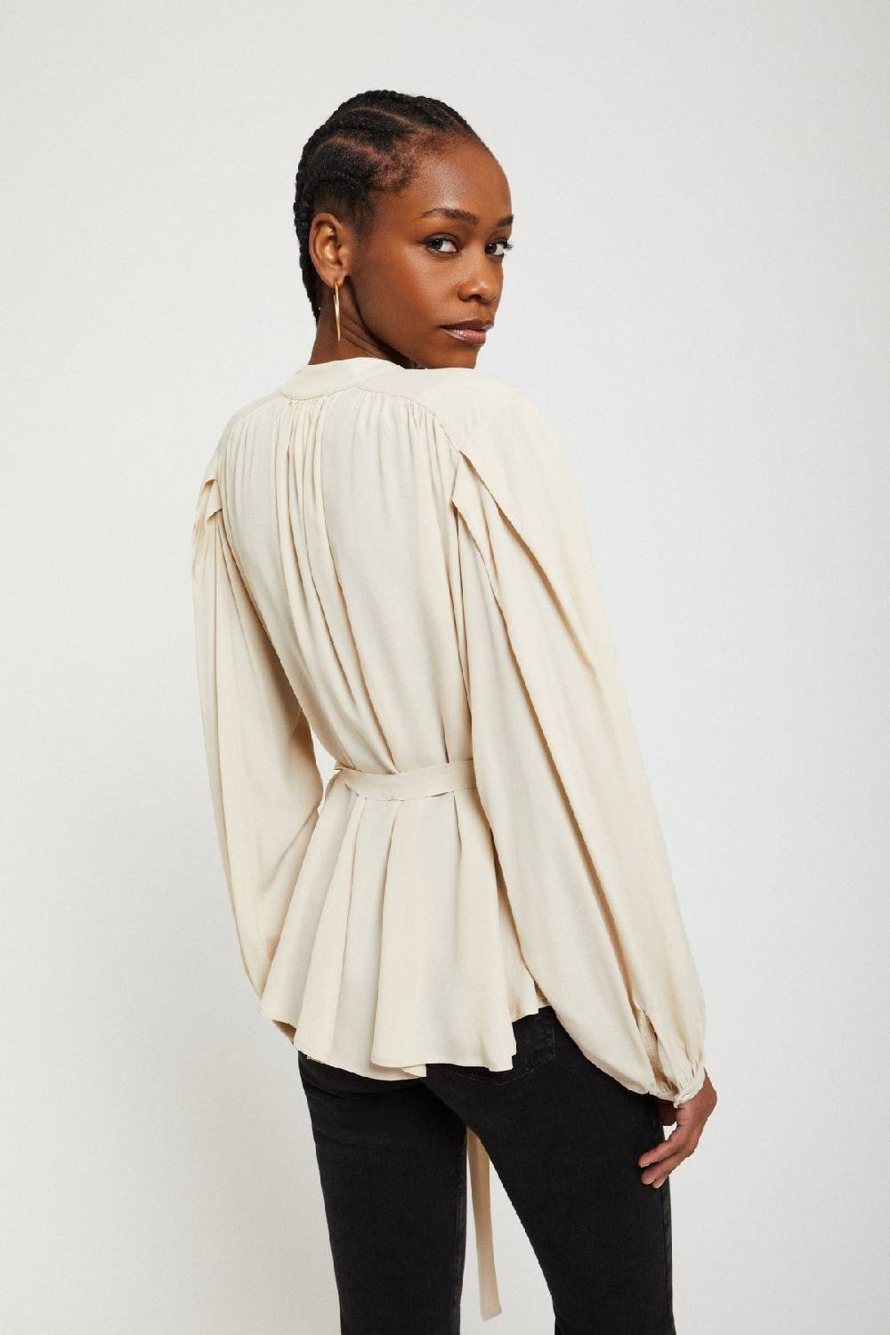 ottod'Ame Silk-blend draped blouse Offerte speciali