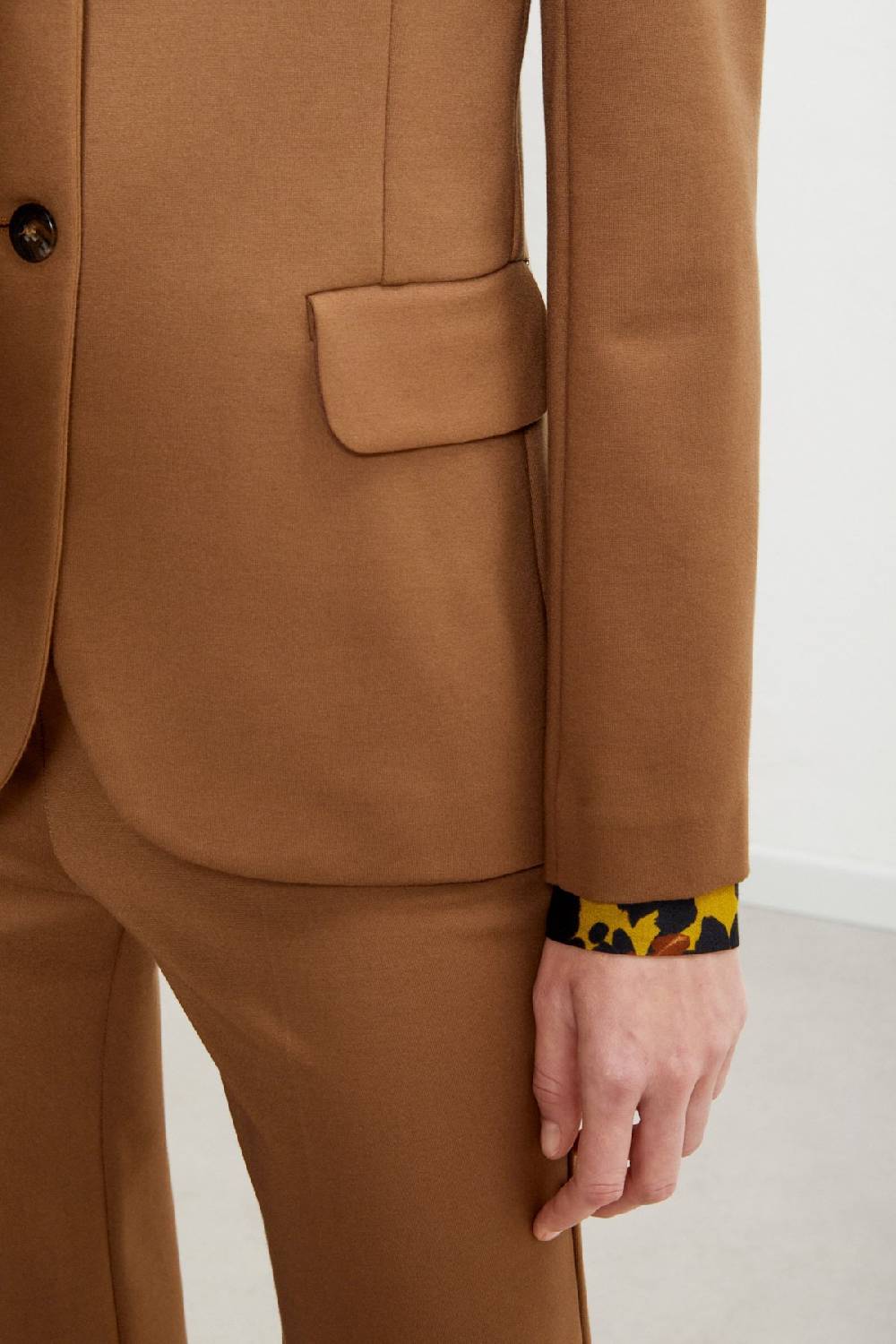 ottod'Ame Jacket with 2 buttons Vendita Calda