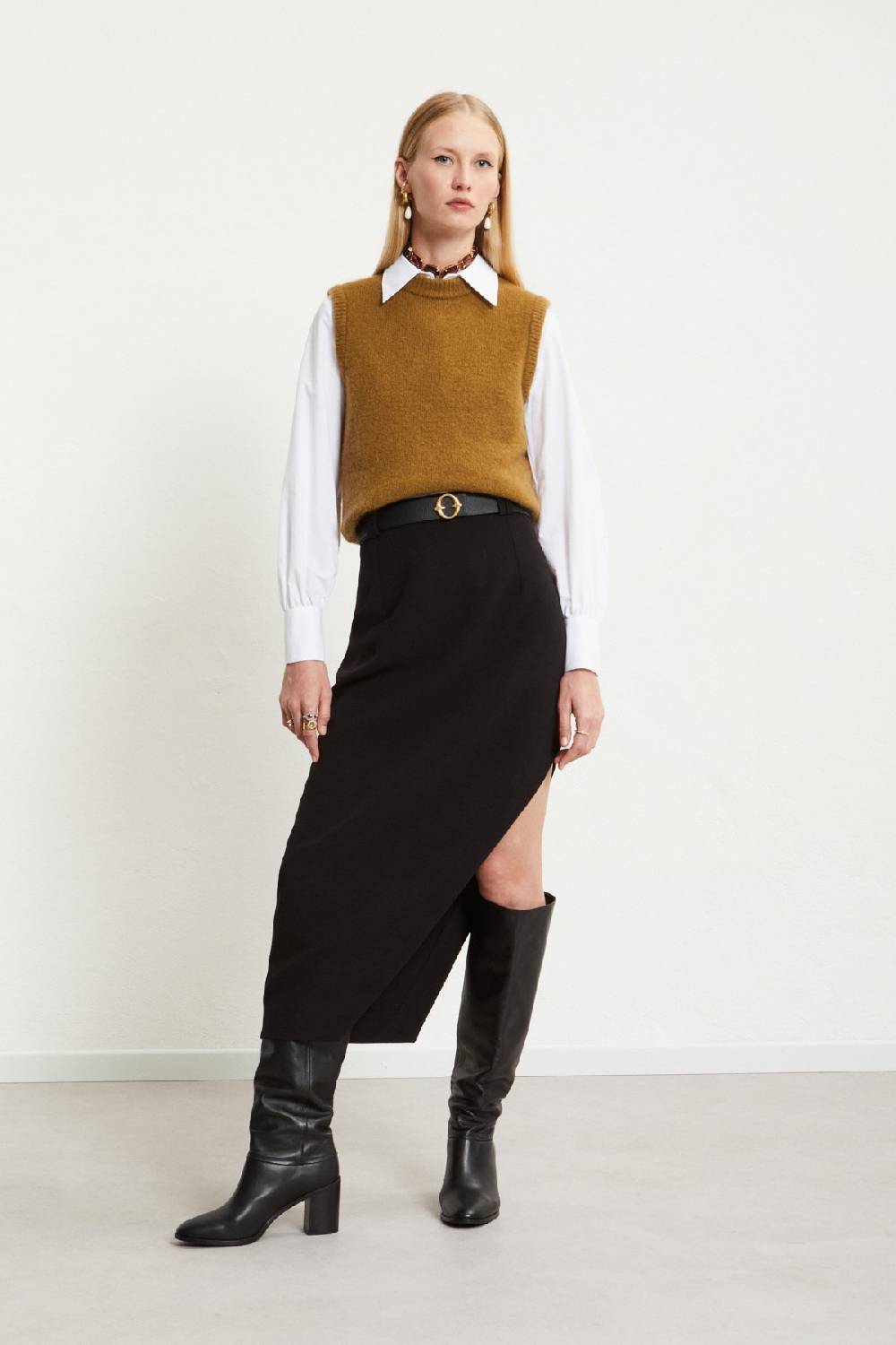 ottod'Ame Vest with rounded neck Fornitura limitata