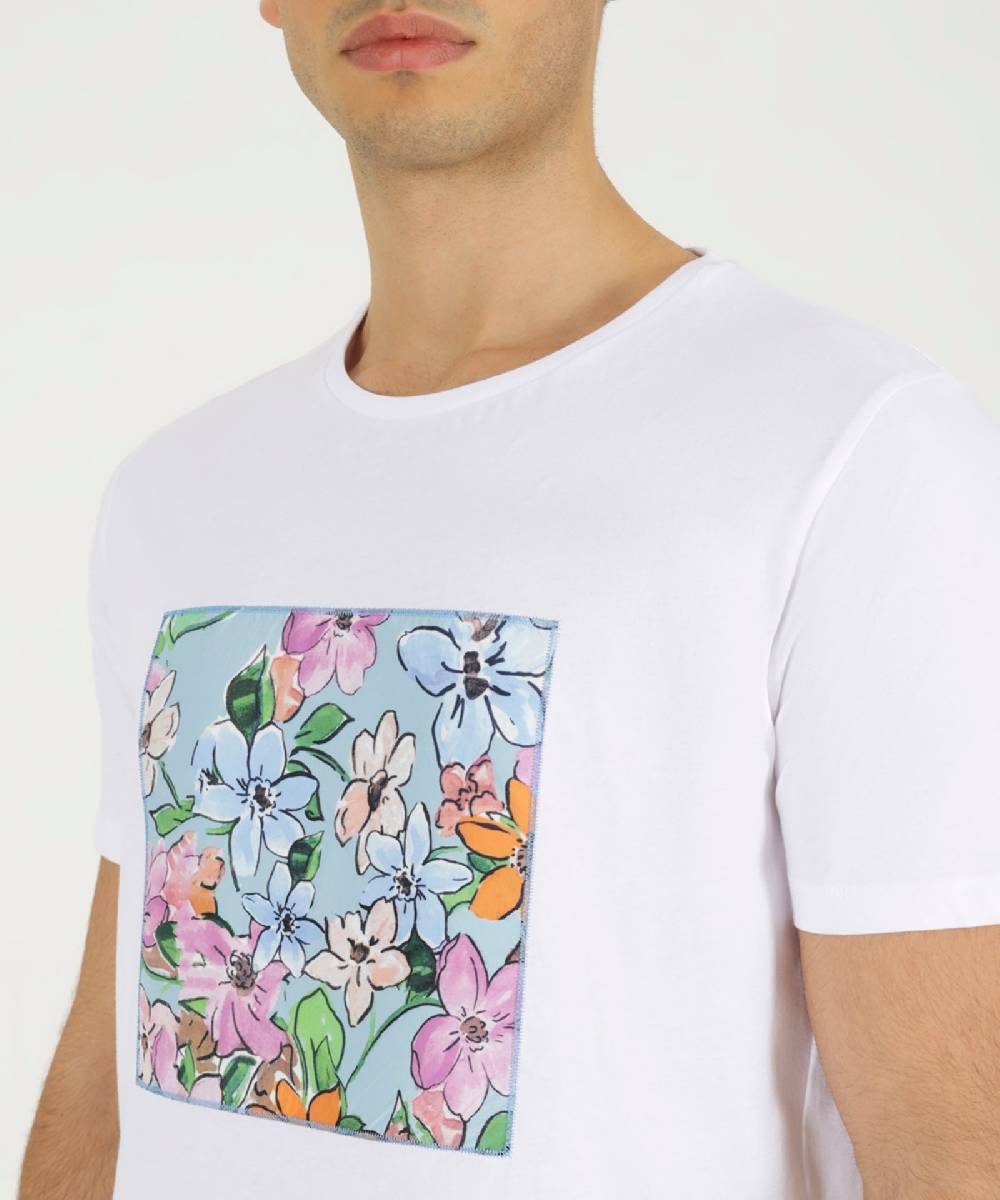 Over D T-SHIRT CON STAMPA Novità