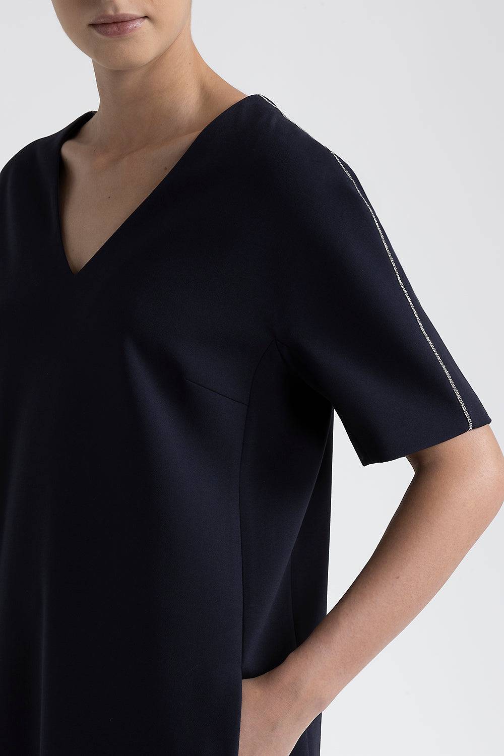 Peserico Abito midi con scollo a V Comprane uno, ottenene uno gratis