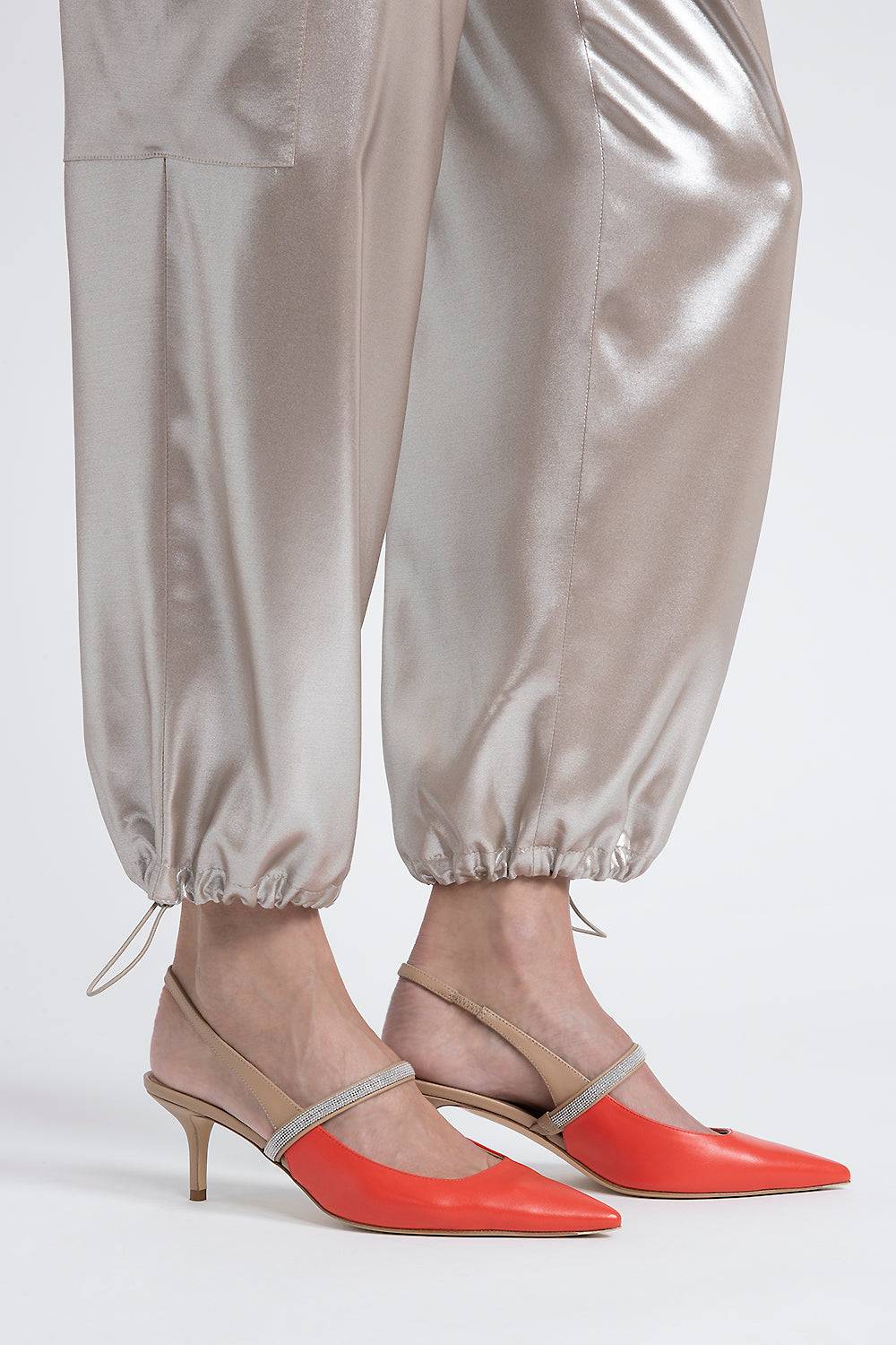 Peserico Pantalone baggy in fluido twill di viscosa laminato argento Promozione Limitata