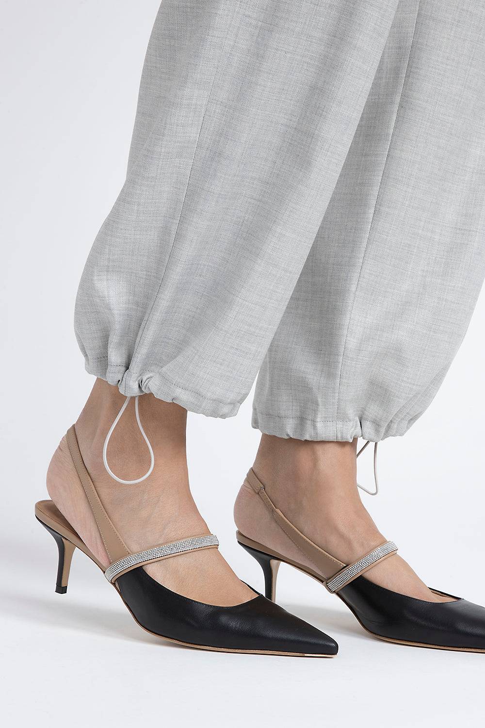 Peserico Pantalone baggy con tasche cargo in lana viscosa Presa