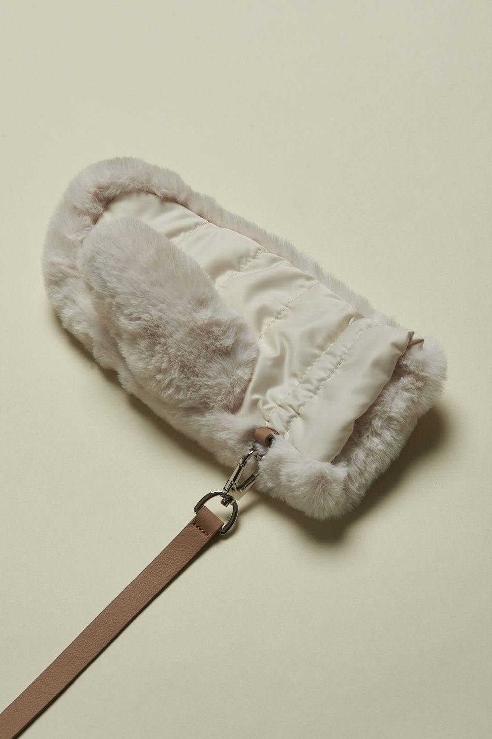 Peserico Guanto muffola in eco-pelliccia e nylon Nuova