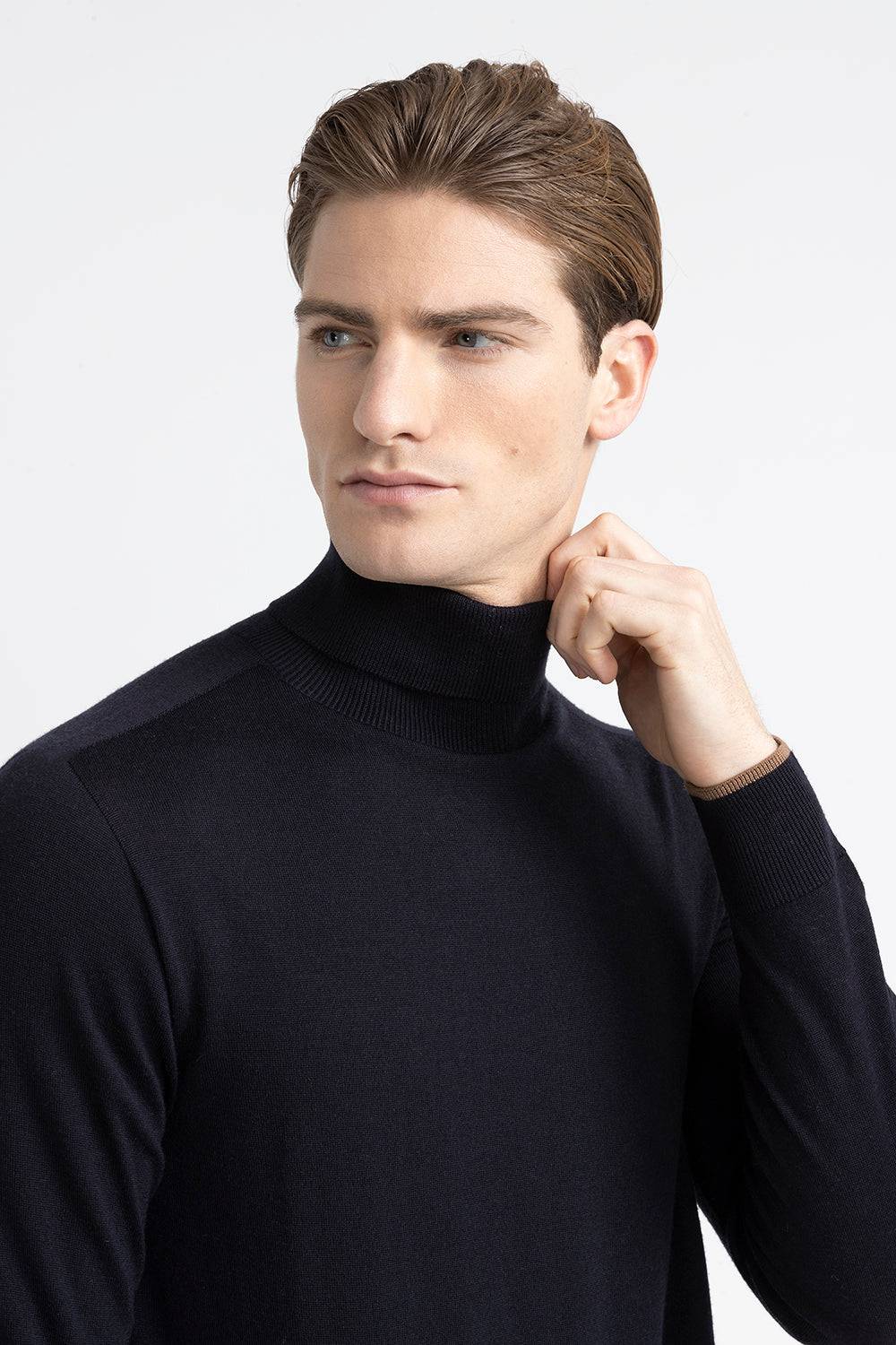 Peserico Maglia collo alto in pura lana vergine Sconto
