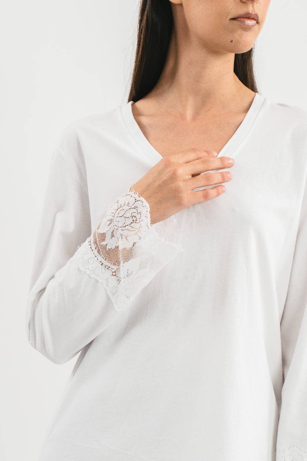Pink Memories T-shirt scollo a V con pizzo Italia