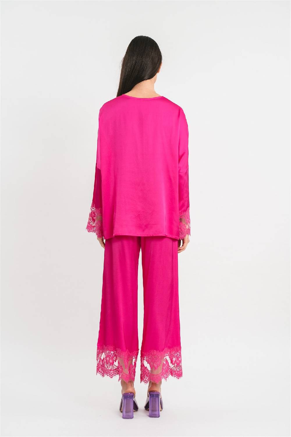 Pink Memories T-shirt over con dettagli in pizzo Offerta