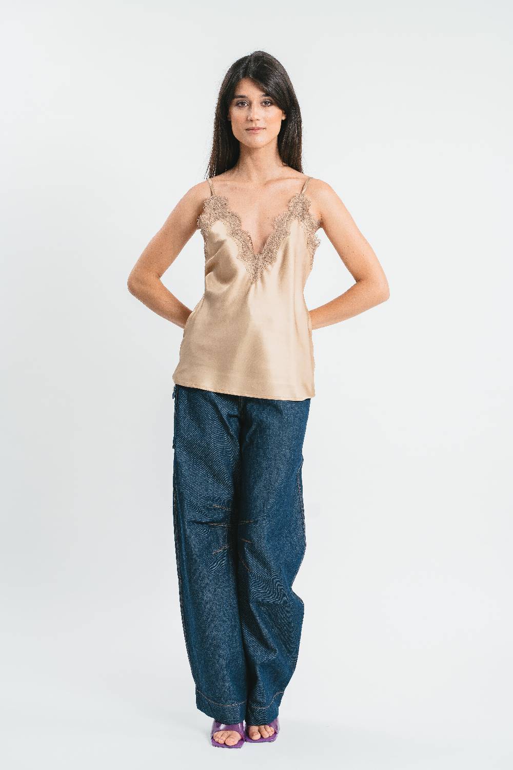 Pink Memories Top scollo a V con dettagli in pizzo Outlet