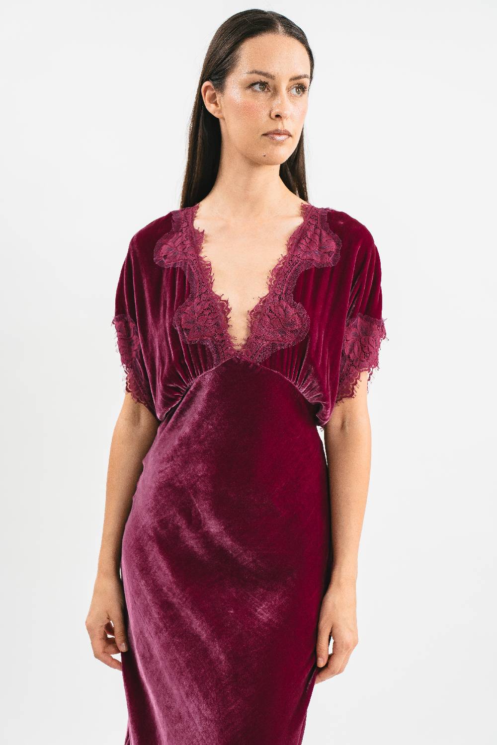 Pink Memories Abito in velluto con mezze maniche e pizzo Shopping Online