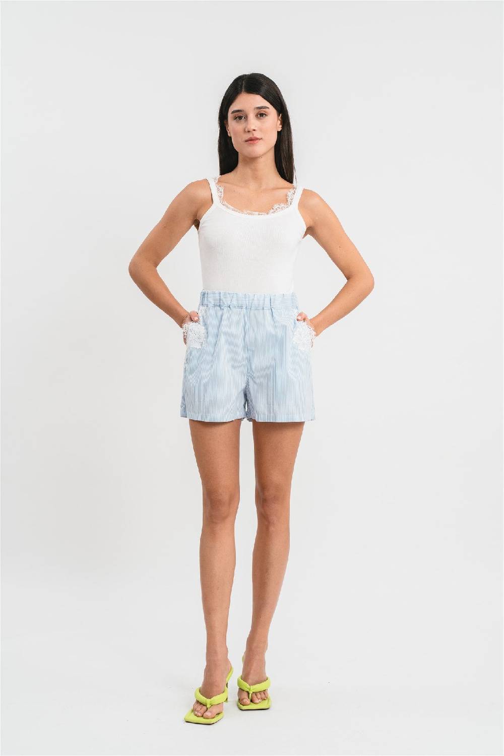 Pink Memories Bermuda a righe con dettagli in pizzo Outlet