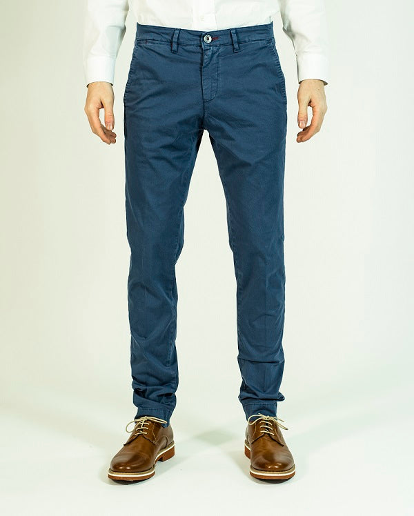 Pop84 Pantalone slim fit modello Milano con taschino Presa