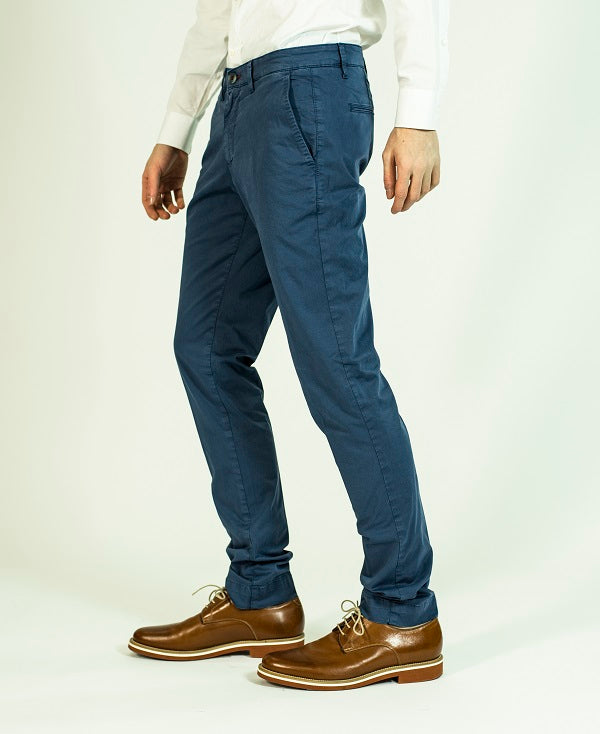 Pop84 Pantalone slim fit modello Milano con taschino Presa