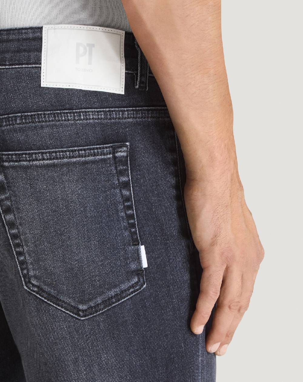 Pt Torino Jeans Indie in denim soft touch Offerta per la Festa della Mamma