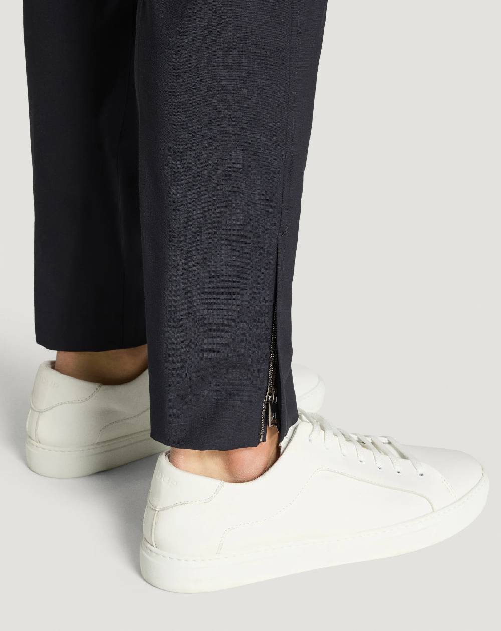 Pt Torino Pantaloni Epsilon Zip in lana active Sconto