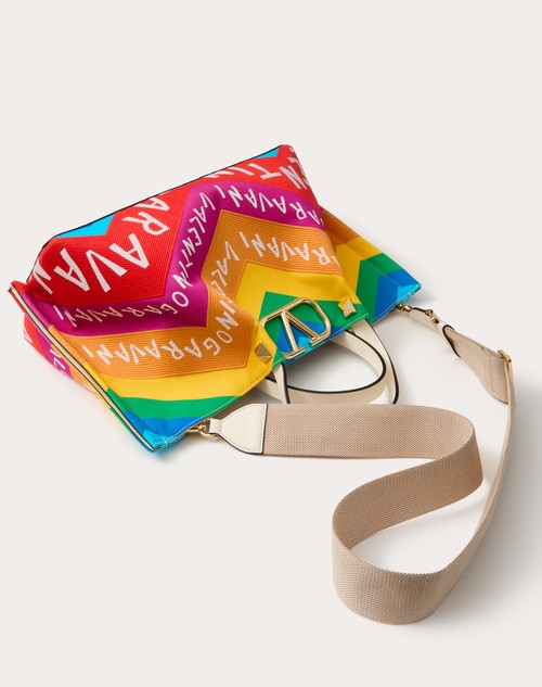 Red Valentino BORSA SHOPPING MEDIA VALENTINO GARAVANI ESCAPE IN CANVAS CON STAMPA CHEVRON24 Offerta