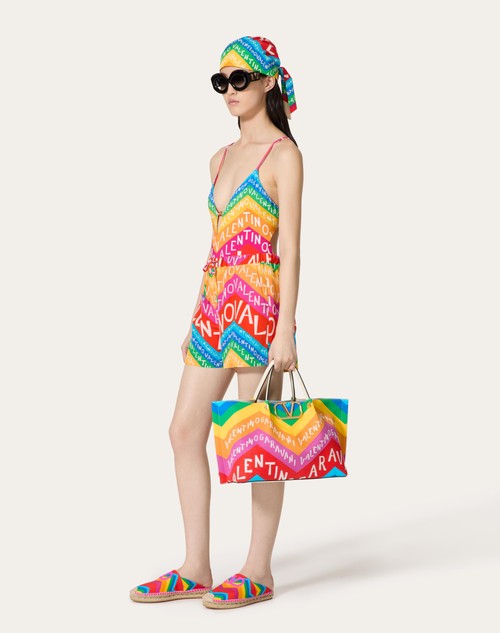 Red Valentino SHORTS IN CREPE DE CHINE VALENTINO CHEVRON 24 Rilascio limitato