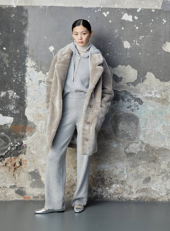 Lorena Antoniazzi CAPPOTTO IN ECOFUR Comprane uno, ottenene uno gratis
