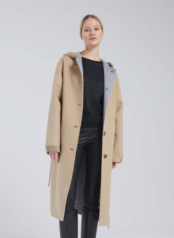 Lorena Antoniazzi CAPPOTTO IN LANA E ANGORA CON CAPPUCCIO Prezzo basso