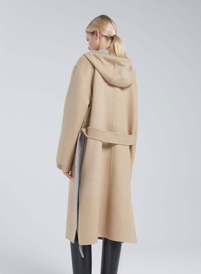 Lorena Antoniazzi CAPPOTTO IN LANA E ANGORA CON CAPPUCCIO Prezzo basso