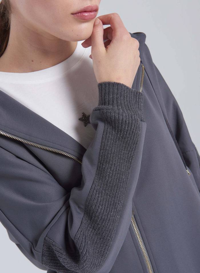 Lorena Antoniazzi FELPA CON CAPPUCCIO IN COTONE Fino al 65% di sconto