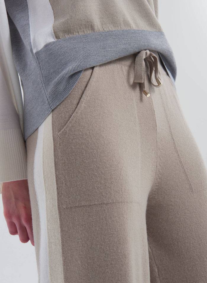 Lorena Antoniazzi PANTALONI IN MAGLIA Solo un giorno rimasto