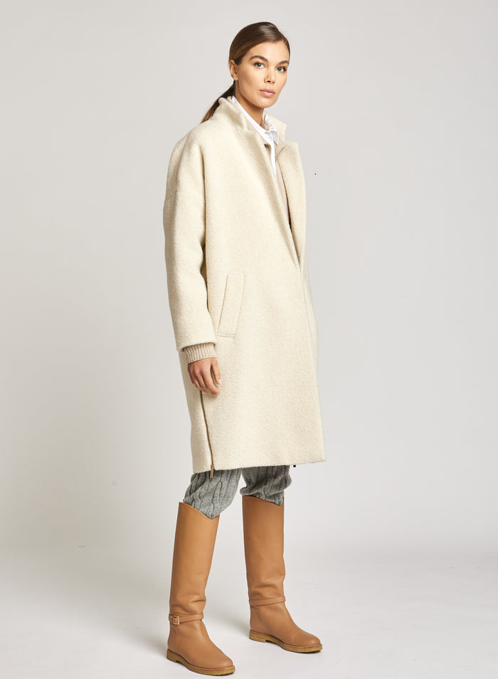 Lorena Antoniazzi CAPPOTTO BOUCLE' IN ALPACA Offerta esclusiva