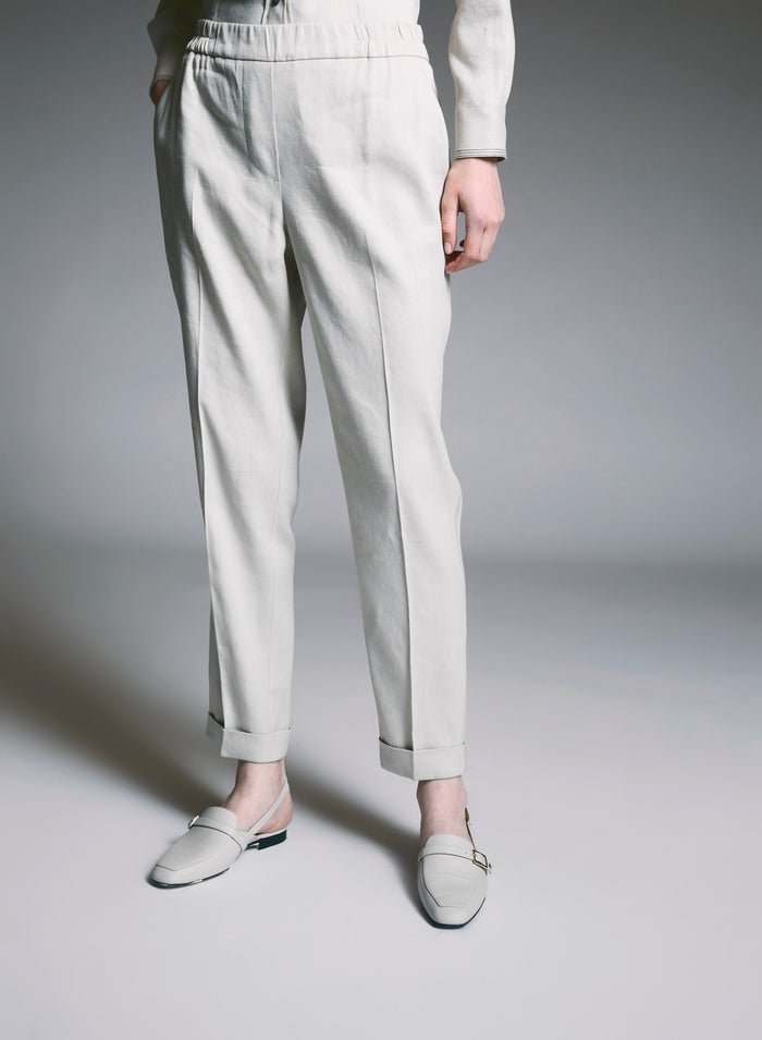 Lorena Antoniazzi JOGGERS IN LINO Latest fashion