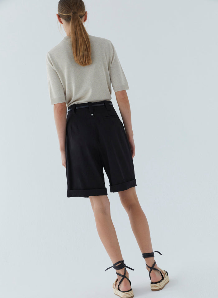 Lorena Antoniazzi BERMUDA IN LINO Offerte esclusive