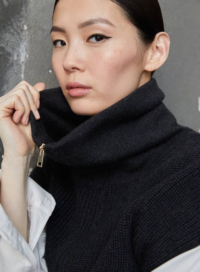 Lorena Antoniazzi GILET IN MAGLIA Vendita