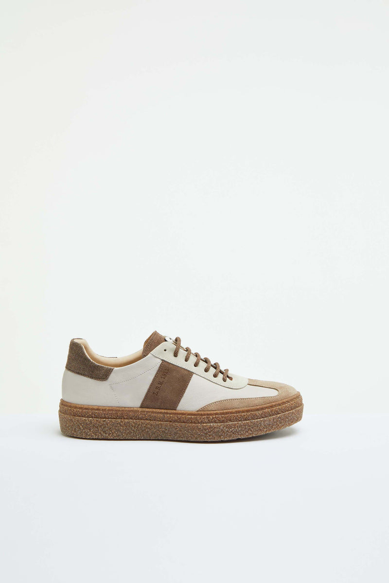 Lubiam Sneaker stringate beige con dettagli in contrasto Sneaker stringate beige con dettagli in contrasto Fornitura limitata