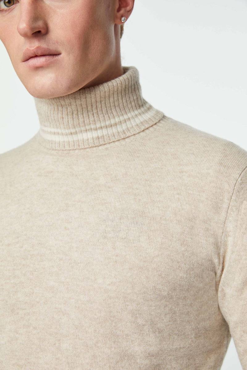 Lubiam Maglia dolcevita con dettagli in contrasto beige Maglia dolcevita con dettagli in contrasto beige Bestseller