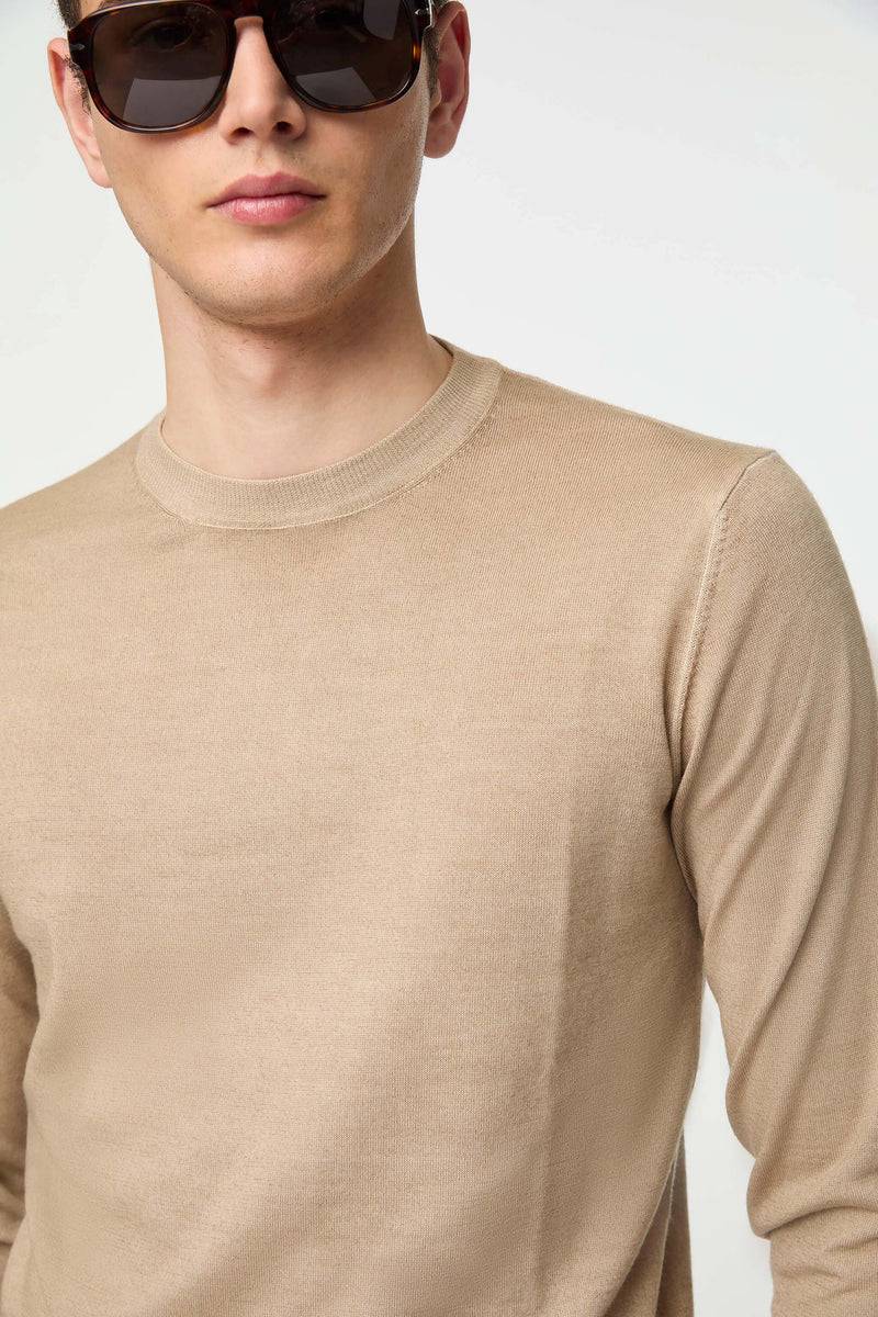 Lubiam Maglia girocollo leggera tinto capo beige Maglia girocollo leggera tinto capo beige Offerta speciale della fabbrica
