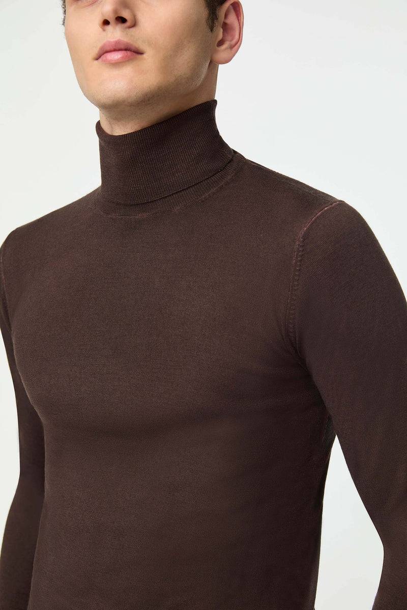 Lubiam Maglia dolcevita in lana leggera marrone Maglia dolcevita in lana leggera marrone Italia