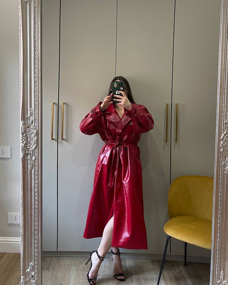 Lovely Sisters Trench in vinile rosso Italia
