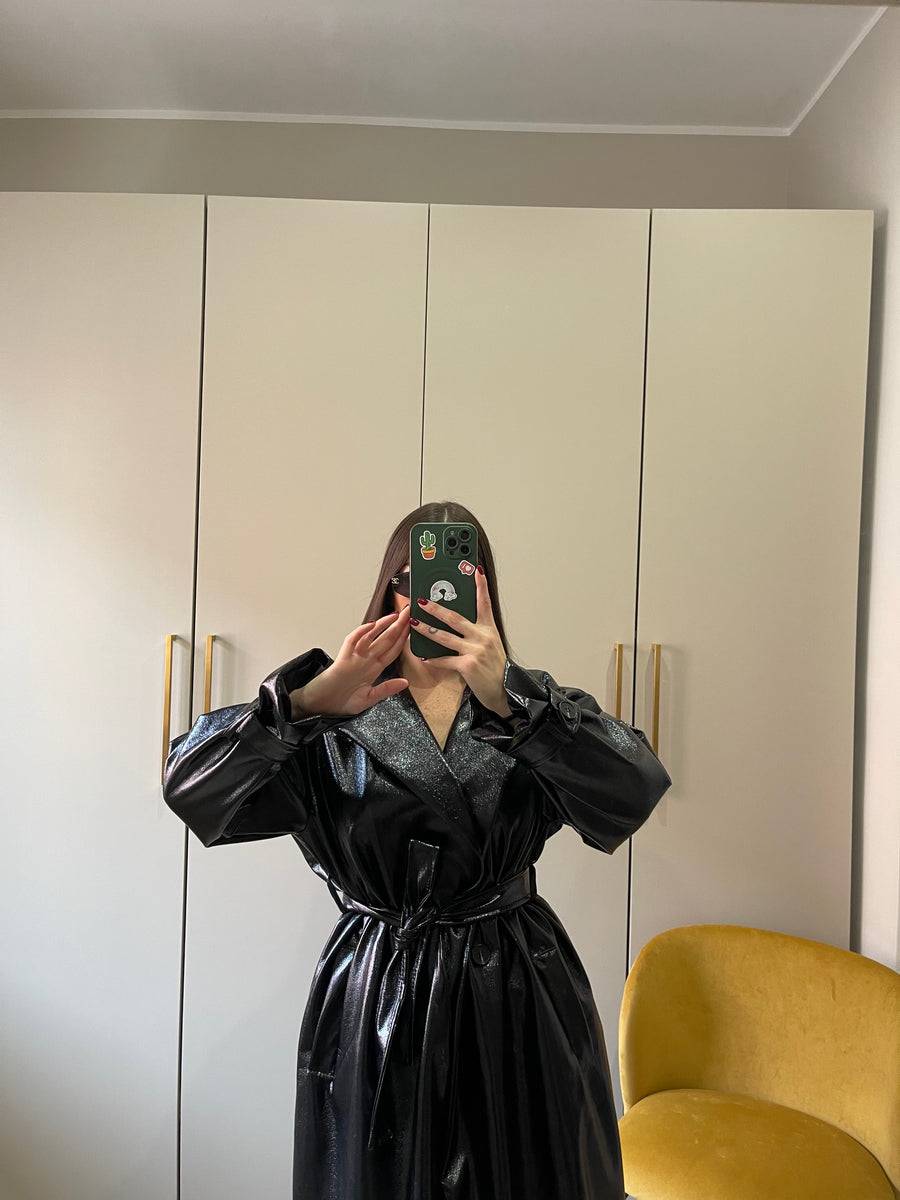 Lovely Sisters Trench in vinile nero Economico
