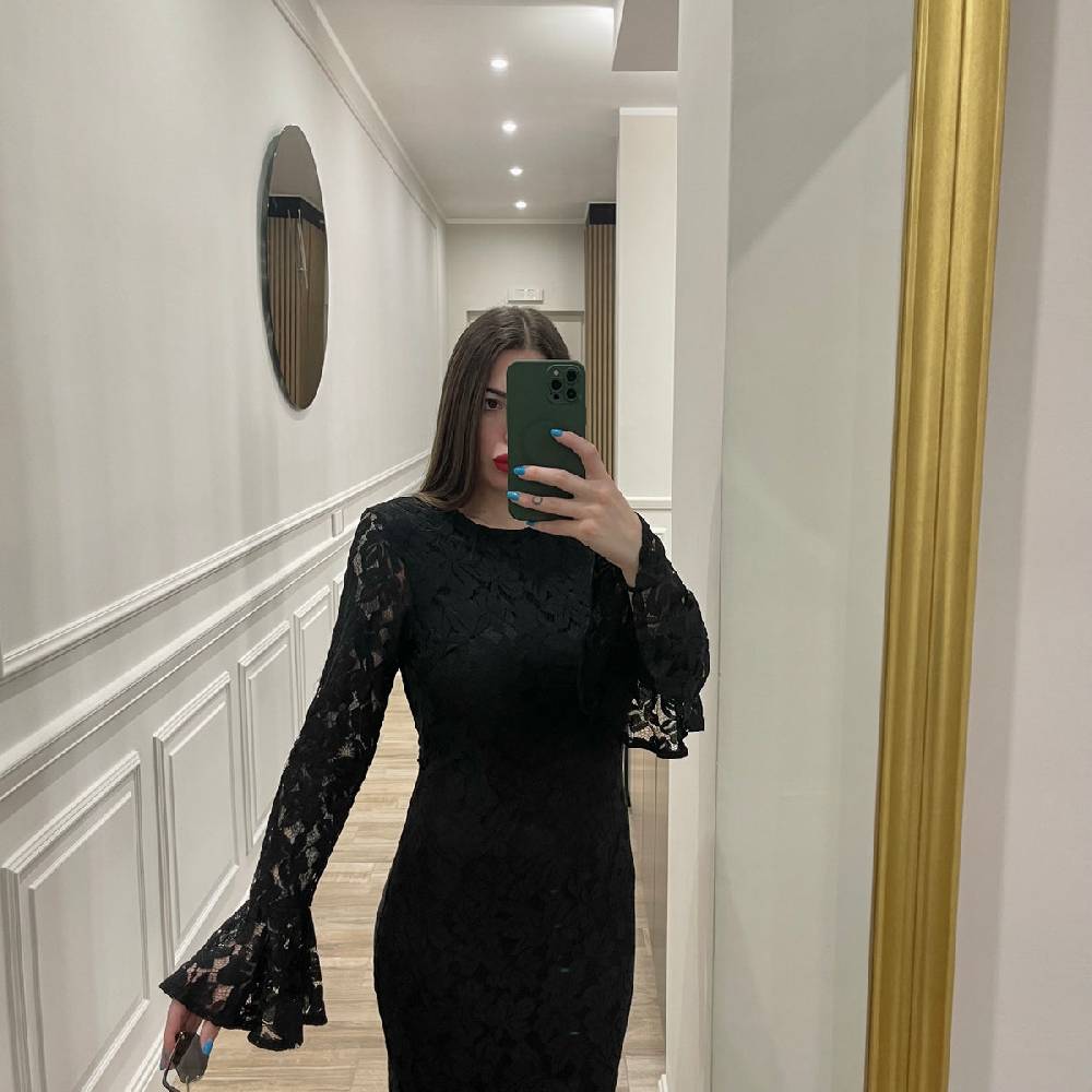 Lovely Sisters Abito Alina in pizzo Fino al 50% di sconto