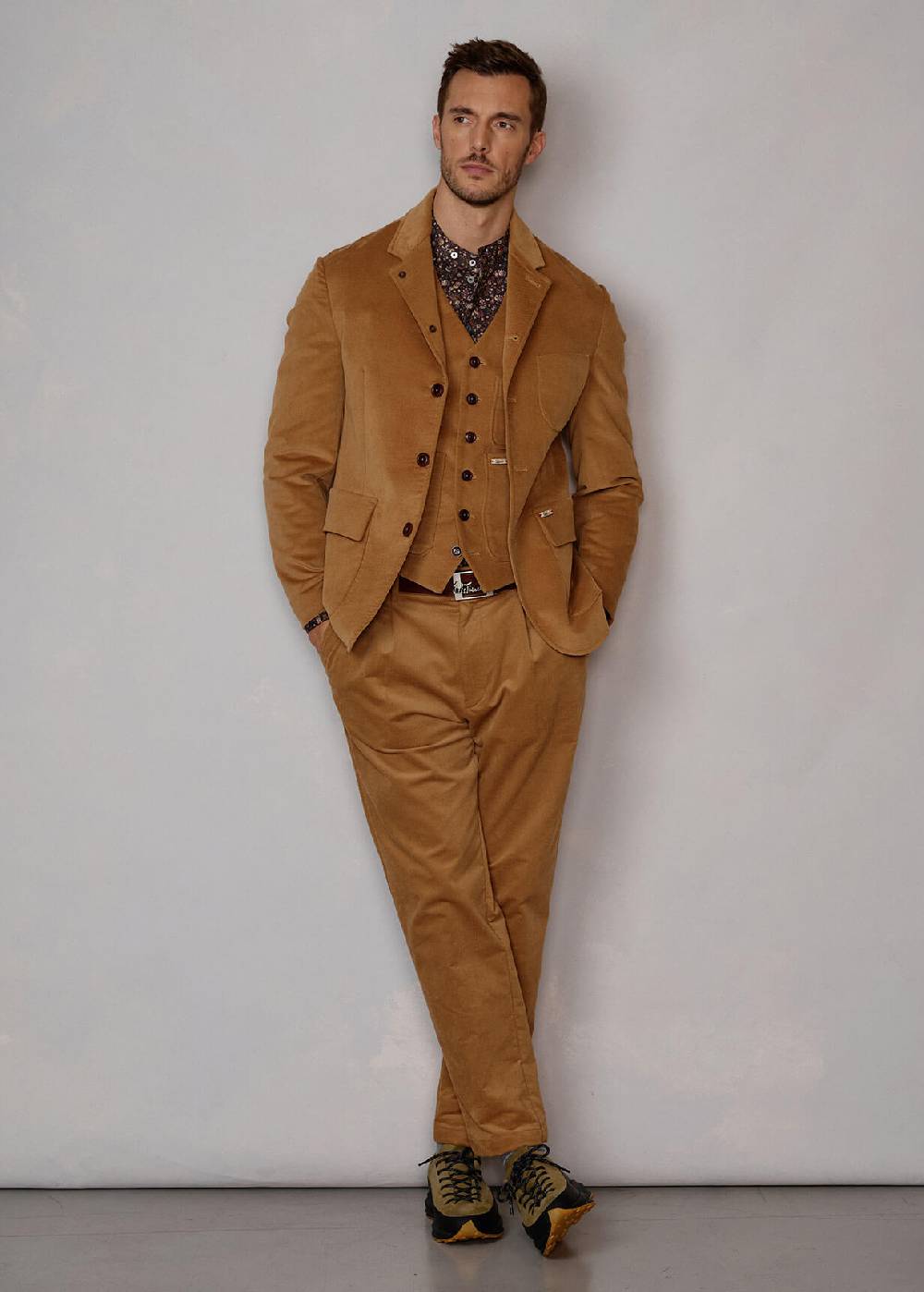 Luis Trenker Blazer in velluto con collo a revers Lurobert Qualità Garantita