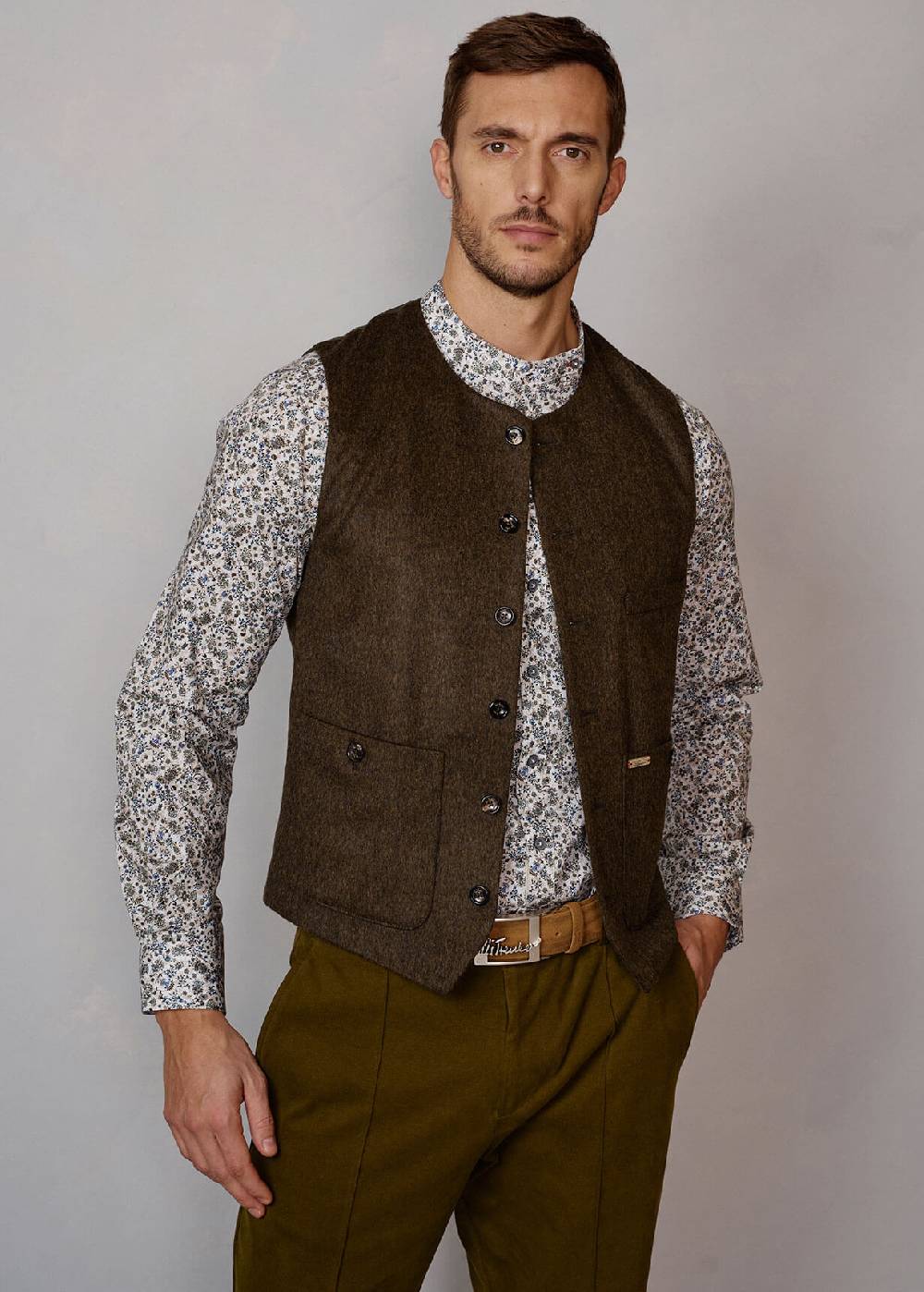 Luis Trenker Gilet in loden con scollo rotondo Lusven Ritorno libero