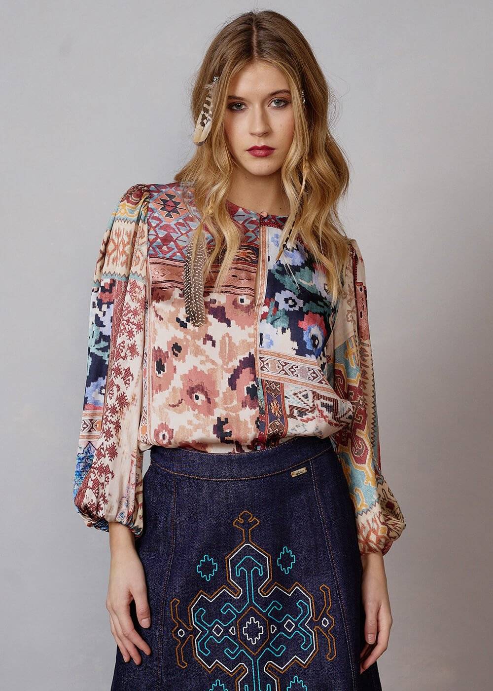 Luis Trenker Blusa modello Lugiada con stampa patchwork Nuovo