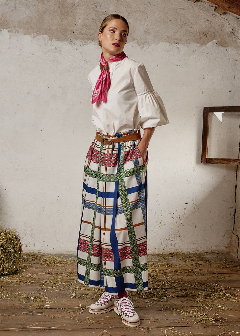 Luis Trenker Blusa in cotone con maniche a sbuffo modello Lufanny Offerte stagionali