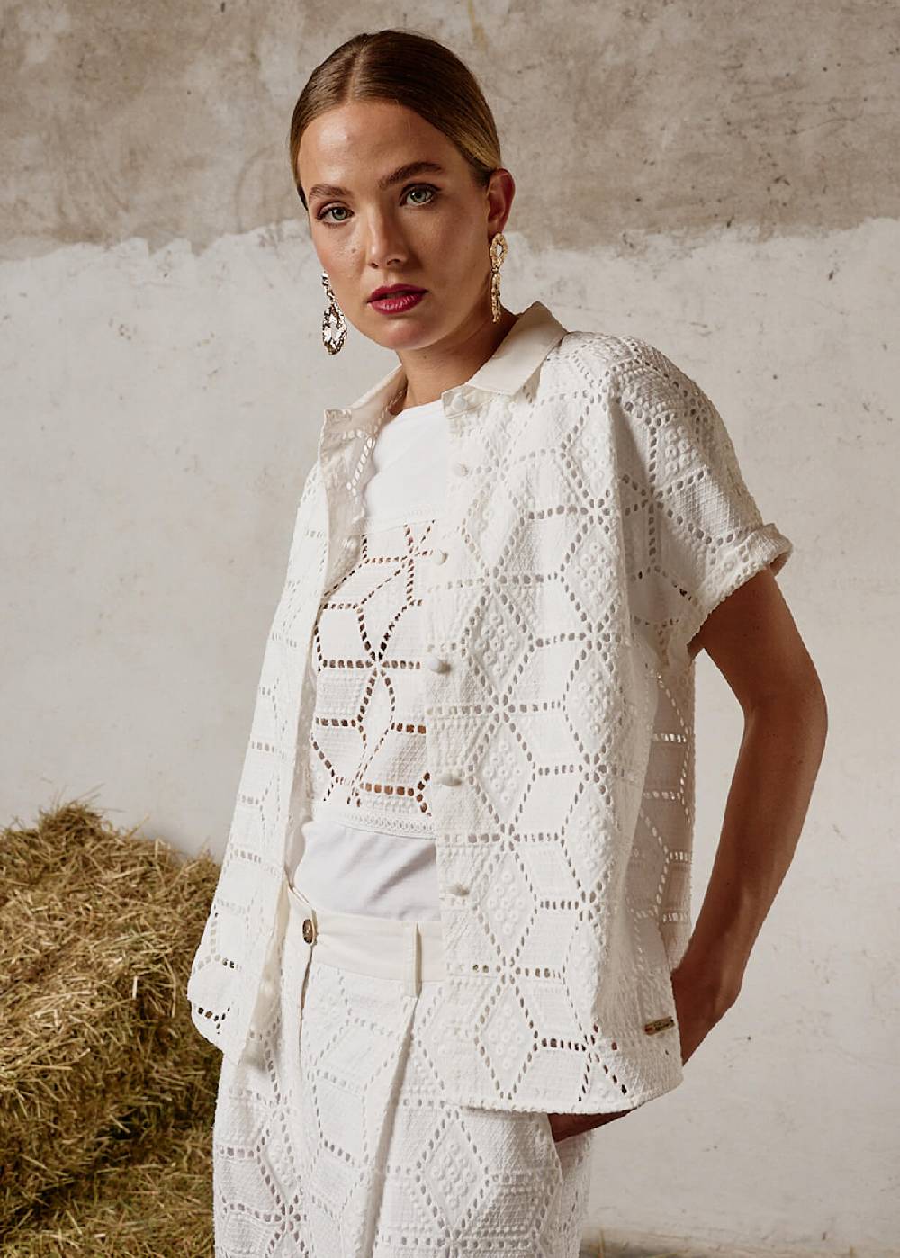 Luis Trenker Blusa a maniche corte in pizzo sangallo modello Luflora Offerte speciali