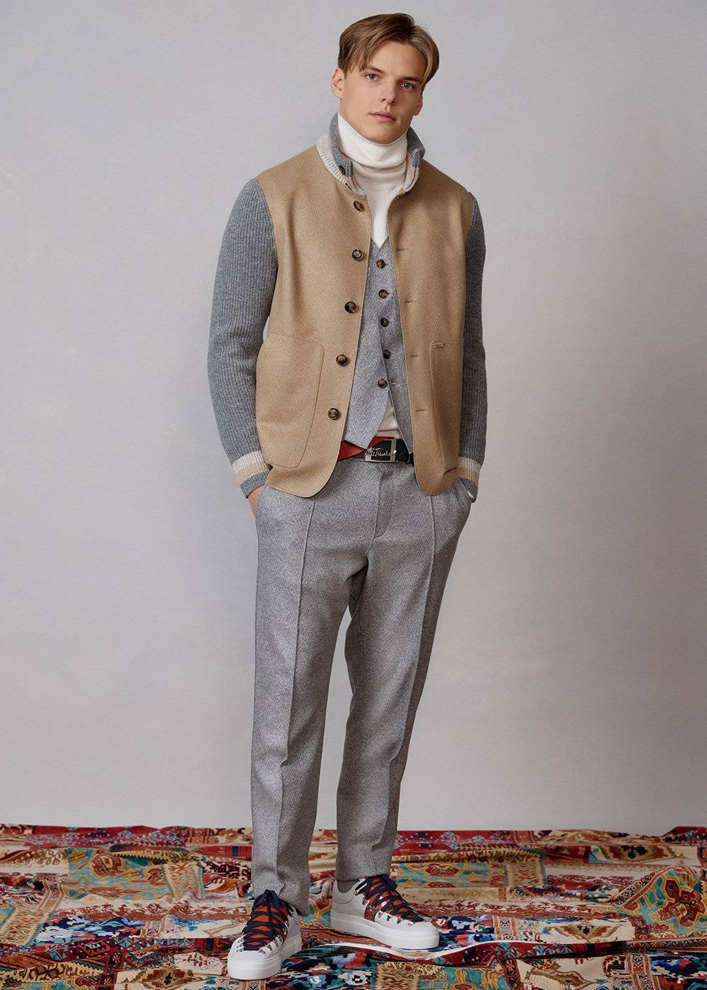 Luis Trenker Gilet in lana cotta modello Lusebastian Esporta salva