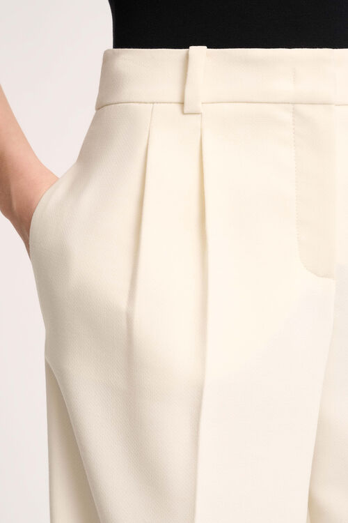 Luisa Spagnoli Oby - Pantaloni con piega - Fashion Show 2025