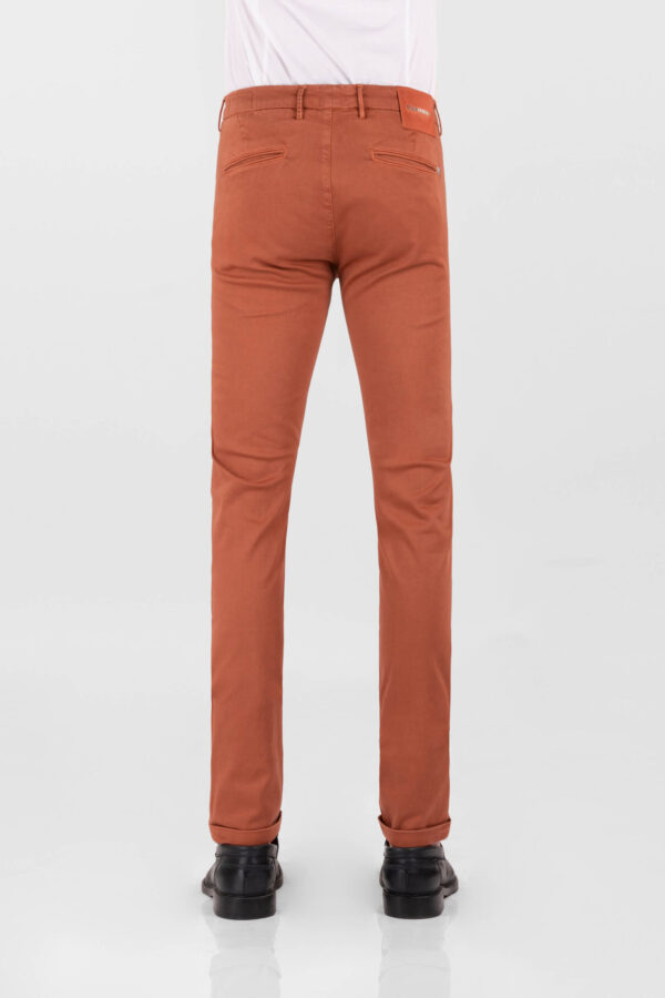 Sartoria Tramarossa PANTALONE LUIS SLIM IN GABARDINA LEGGERA DI COTONE STRETCH ARANCIONE Enormi sconti