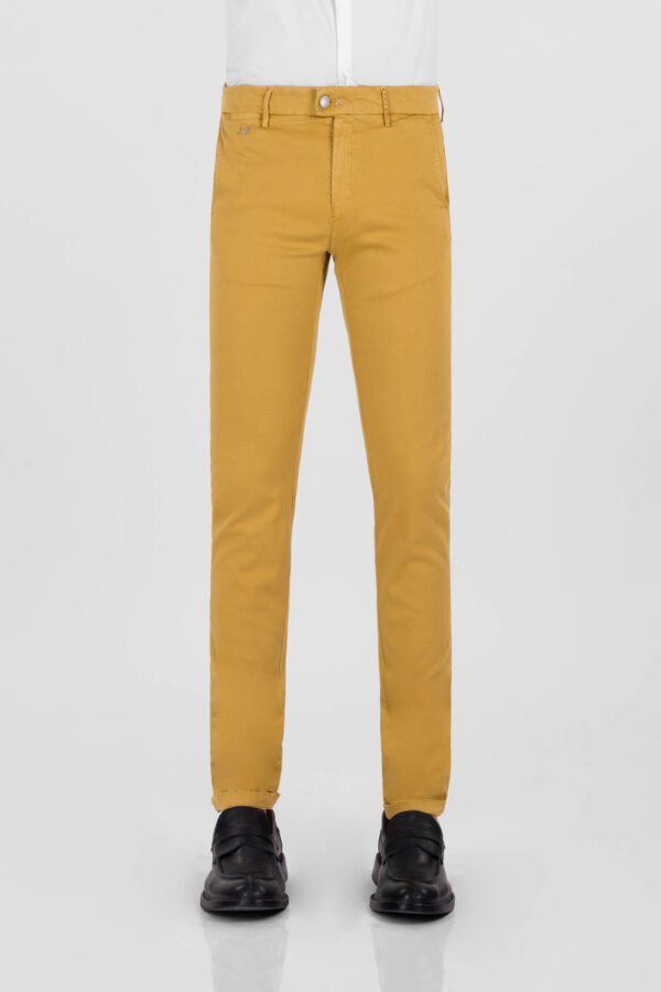 Sartoria Tramarossa PANTALONE LUIS SLIM IN GABARDINA LEGGERA DI COTONE STRETCH GIALLO 50% di sconto con spedizione gratuita